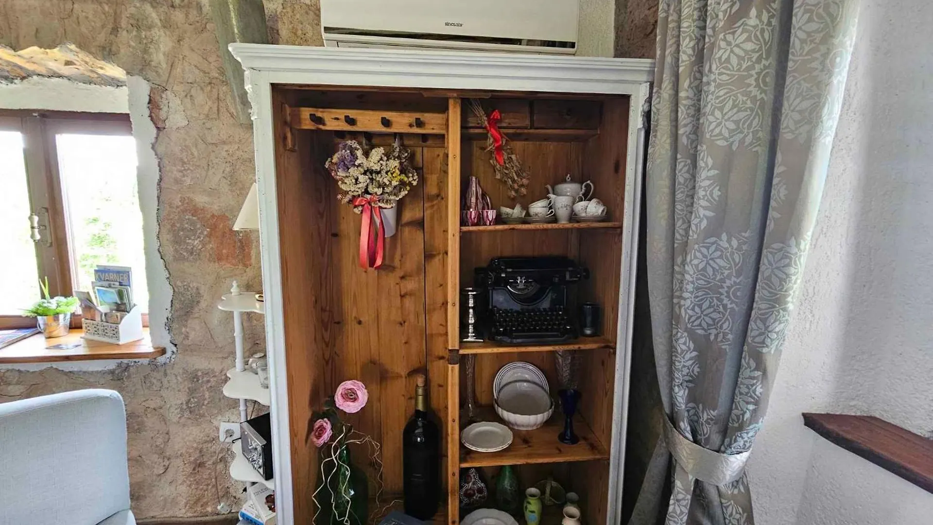 Holiday Home In Dobrec 15115 Croatia